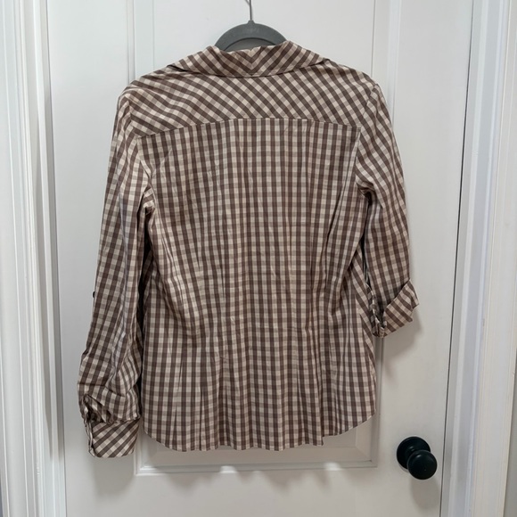 Lafayette 148 Gingham Button Down Blouse size 6 Taupe Cream Roll Tab Long Sleeve - Picture 10 of 12
